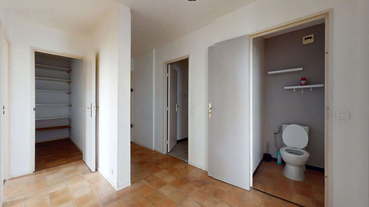 Appartement à FREJUS