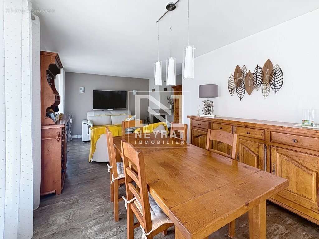 Maison à CURGY
