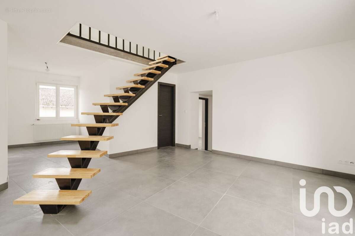 Photo 4 - Maison à LUDRES