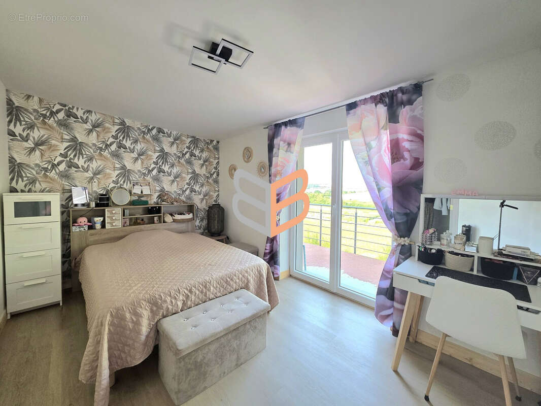 Maison 145 m² à Saint-Laurent-Sur-Othain  - photo 9