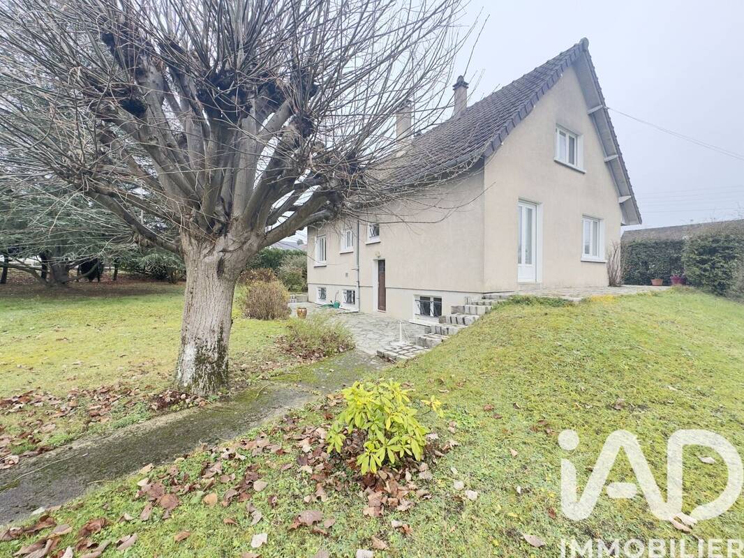 Photo 1 - Maison à LIVRY-SUR-SEINE