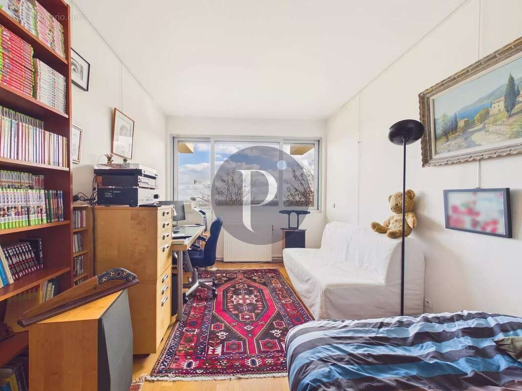 Maison à LE PLESSIS-ROBINSON