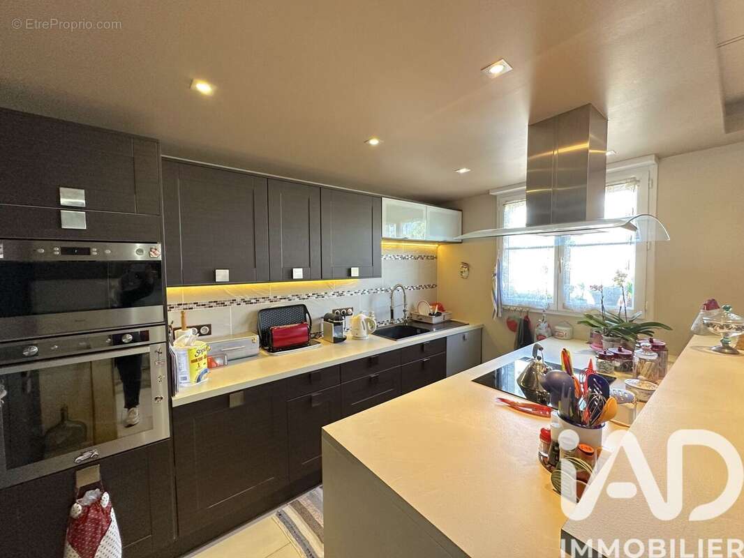 Photo 3 - Appartement à SAVIGNY-LE-TEMPLE