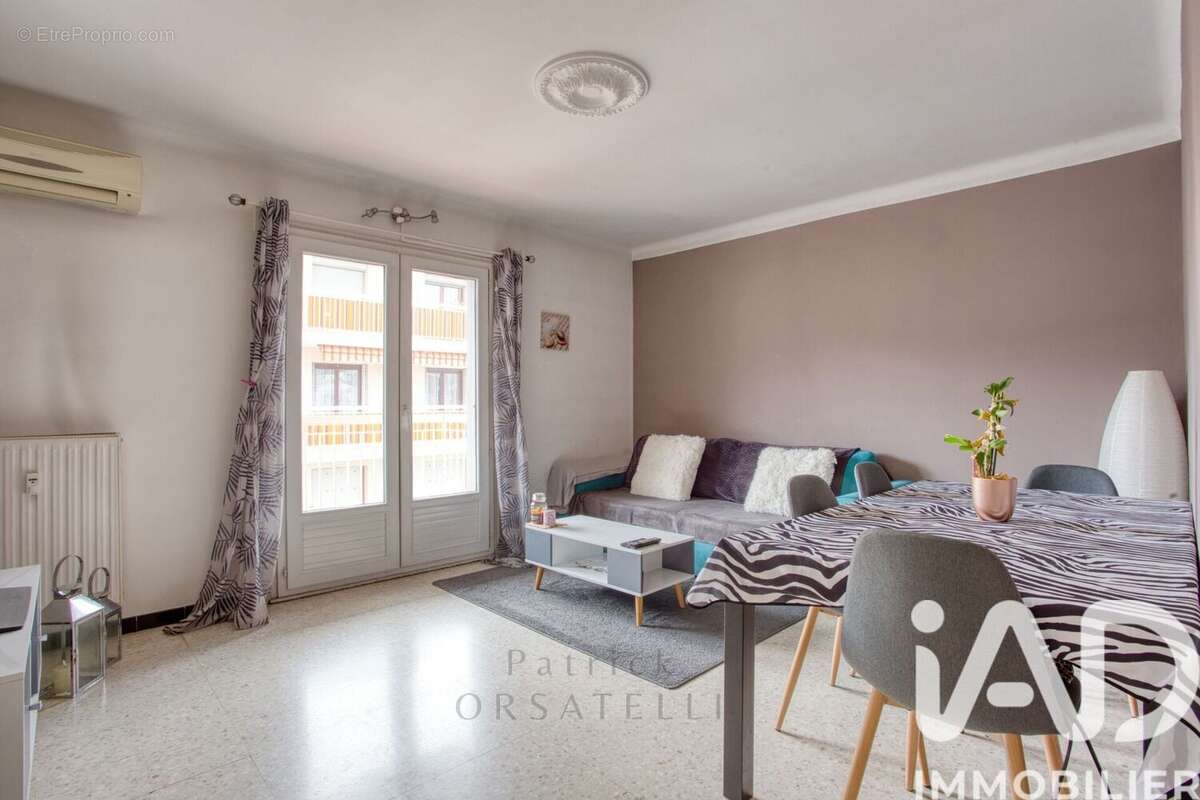 Photo 2 - Appartement à SAINT-RAPHAEL