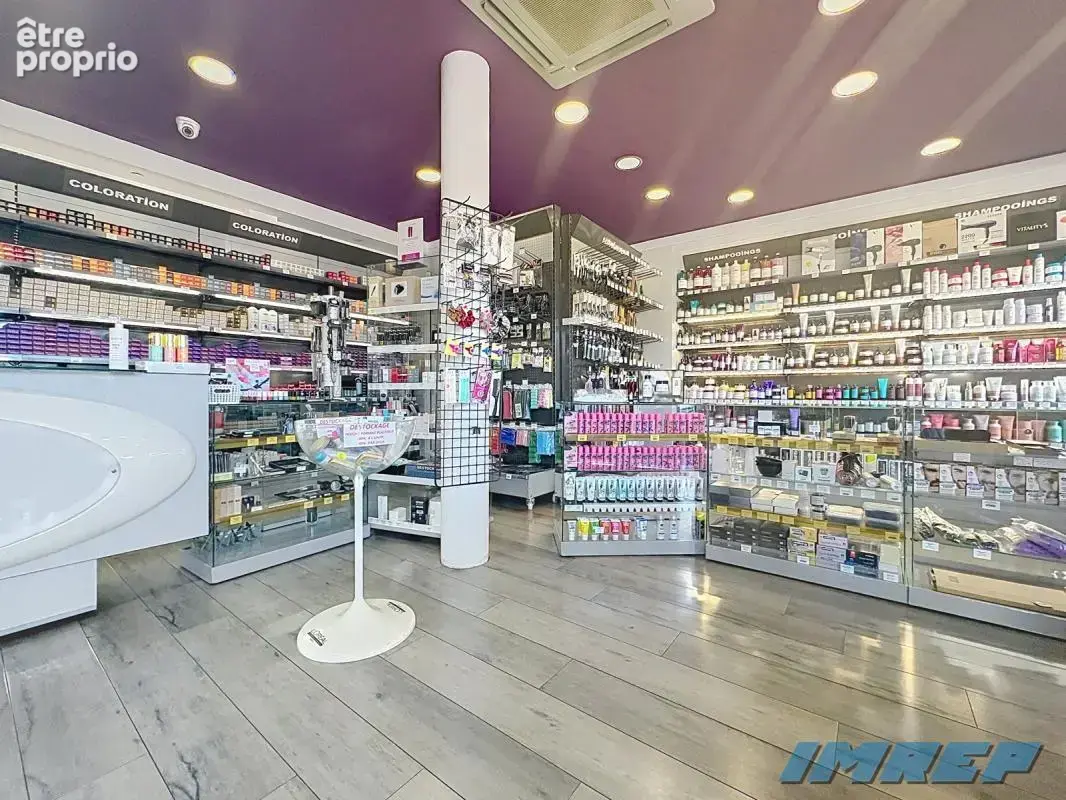 Commerce 76 m² à vendre à Marseille-9e (13009) - photo 2
