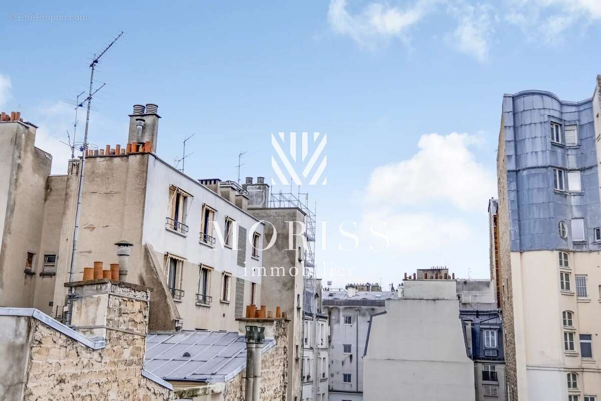 Appartement à PARIS-17E