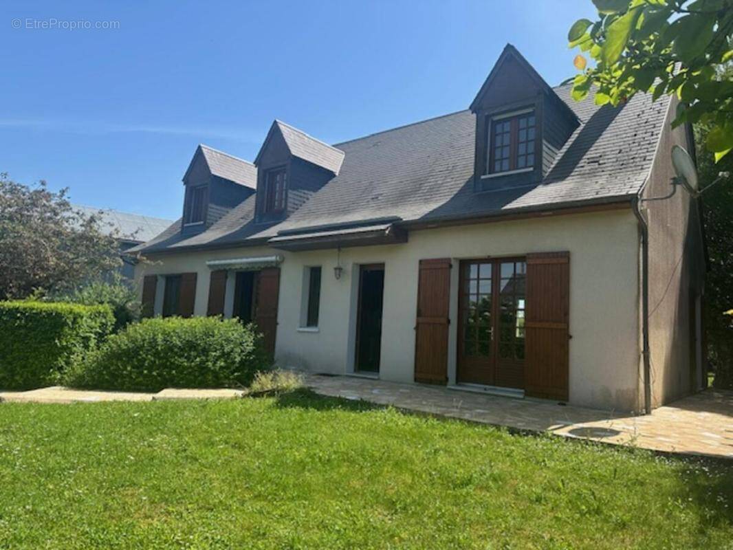 Maison à JANVILLE
