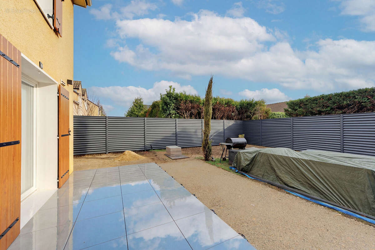 Maison à AUBERGENVILLE