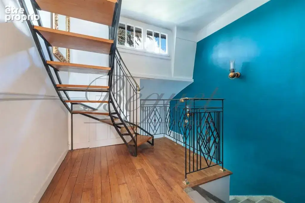 Vaucresson – Maison des années 1930 de 230 m², 4 chambres, jardin de 494 m² – Hauts-de-Seine, Île-de-France - photo 12