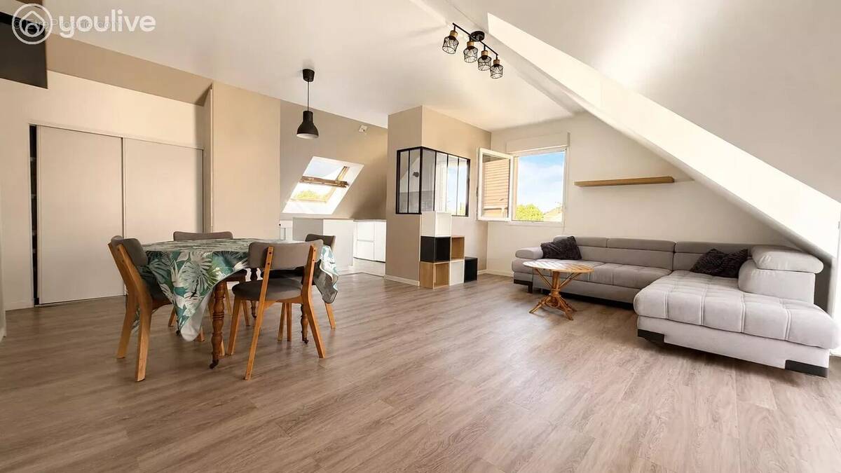 Appartement à CORBEIL-ESSONNES