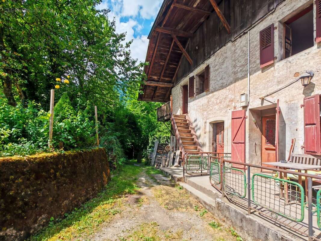 Maison à SAINT-JEOIRE