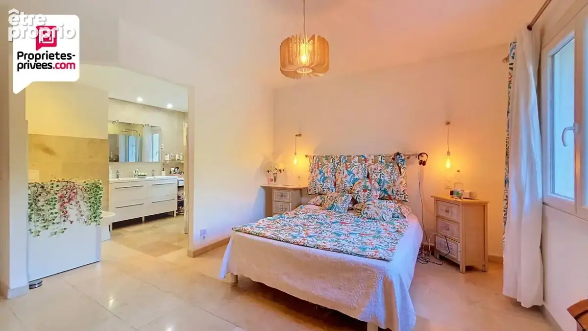 Grande villa avec 2 appartements independants au calme et sur terrain de 2550 m2 - photo 8
