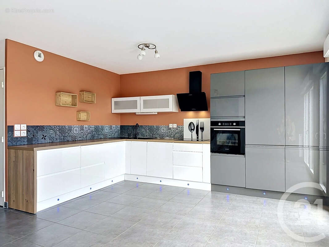 Maison 83 m² à Chasse-Sur-Rhone  - photo 4