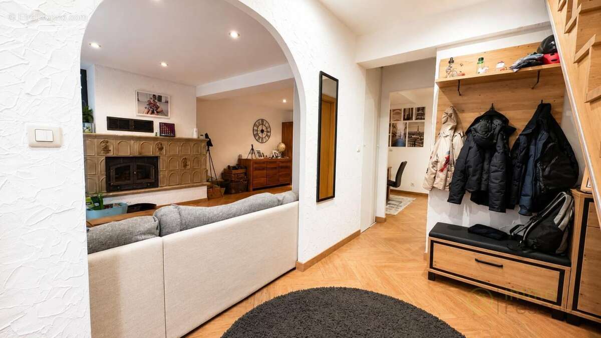 Maison 126 m² à Tressange  - photo 4