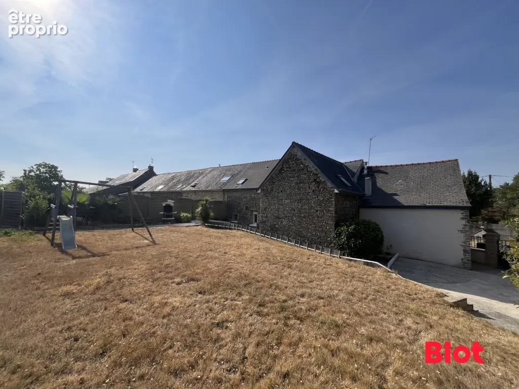 Maison 133 m² à Bain-De-Bretagne  - photo 6