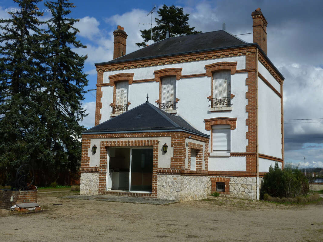 Maison à LA FERTE-SAINT-AUBIN