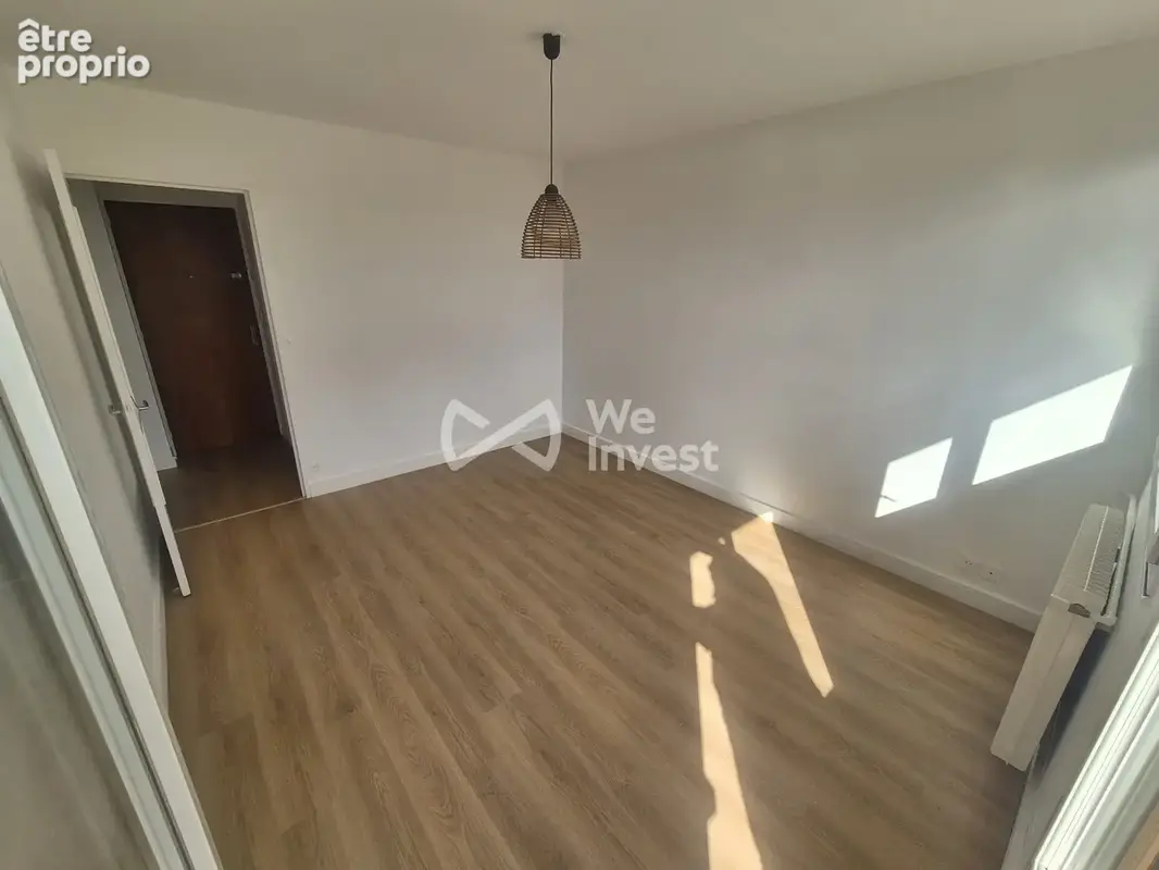 Appartement à LES PAVILLONS-SOUS-BOIS