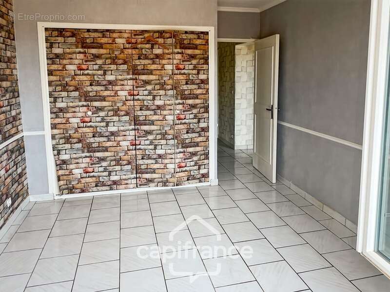 Maison à CARQUEIRANNE