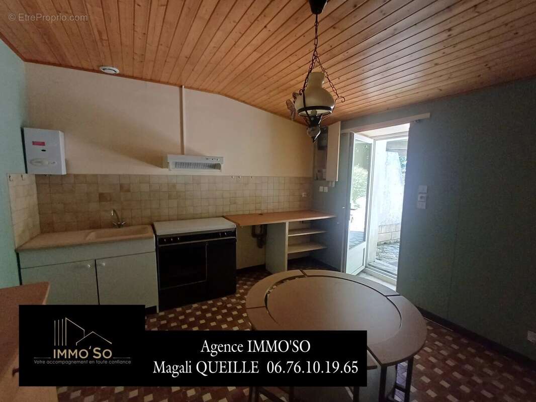 Maison à SAUCATS