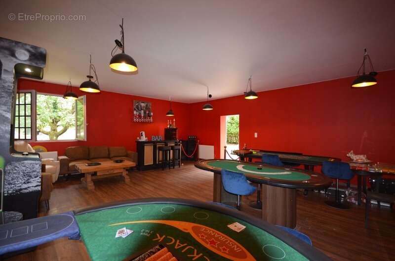 CHÂTEAU THIERRY (02) à vendre maison de 248 m² avec piscine et dépendances - photo 18