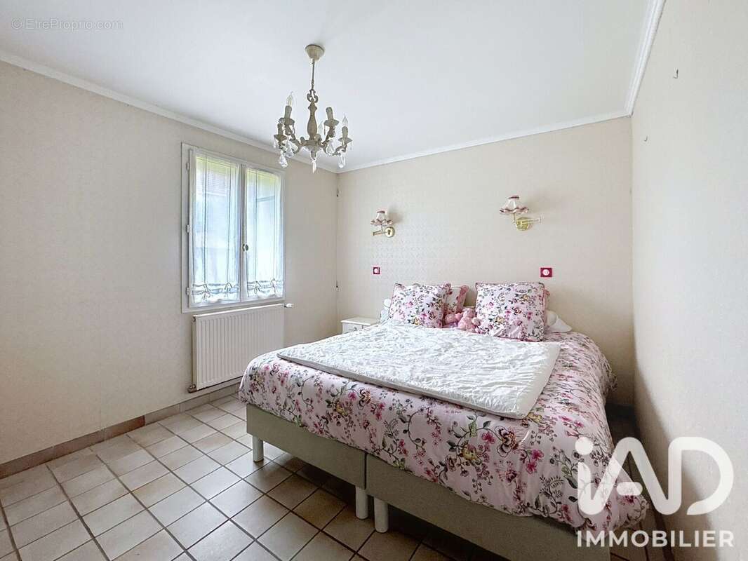 Maison 134 m² à Egly  - photo 9