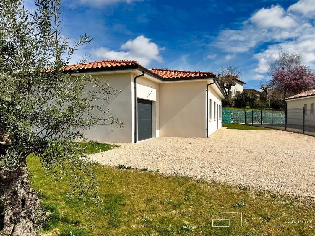 Maison 96 m² à Preignan  - photo 16