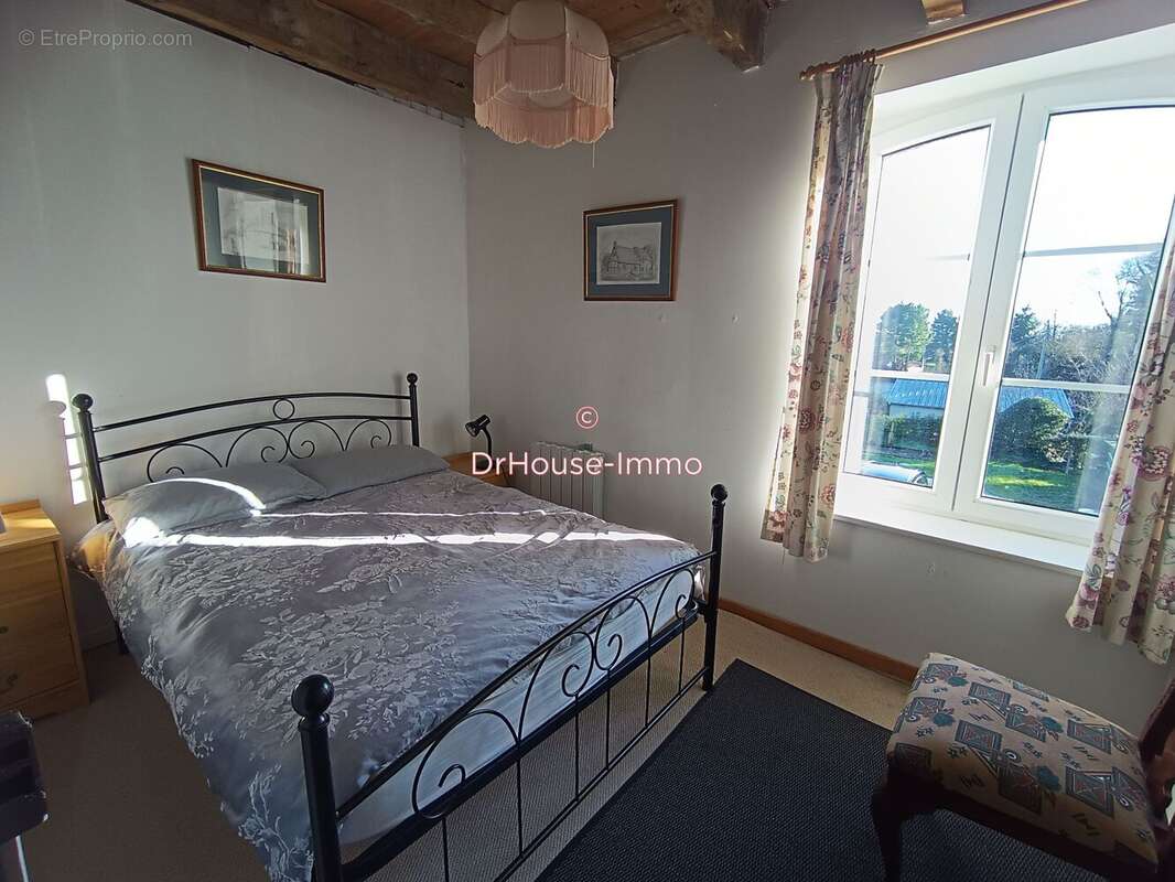 Maison à SAINT-MALO-DES-TROIS-FONTAINES