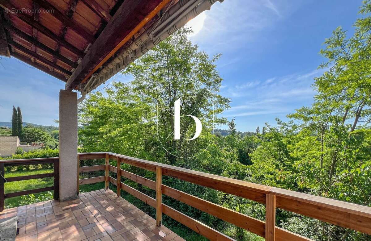 Maison à GOUDARGUES