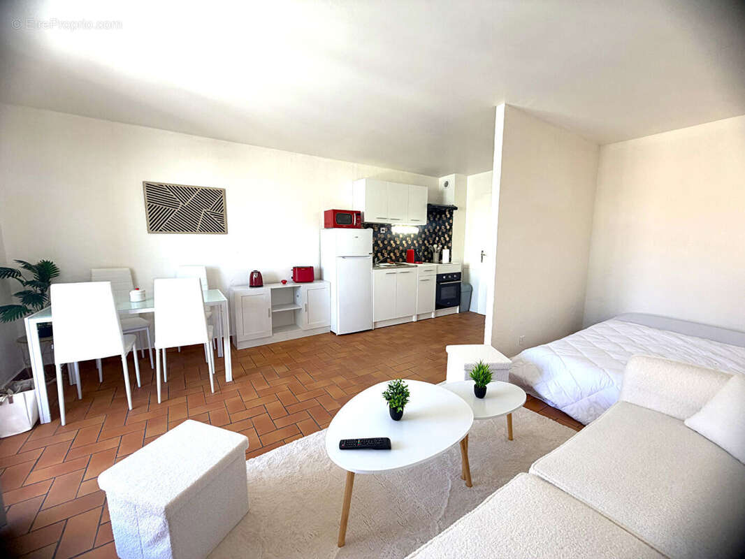 Sainte-maxime - sobriete d'un pied-à-terre au coeur de la ville - photo 2