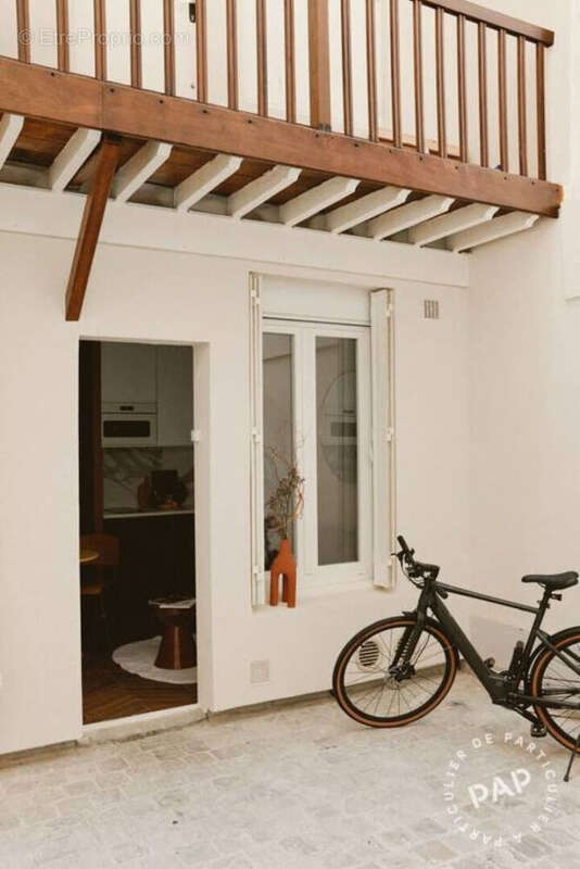 Appartement à PARIS-17E