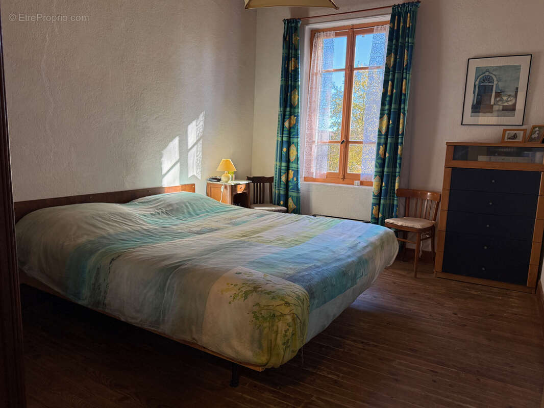 Maison à GOUTTIERES