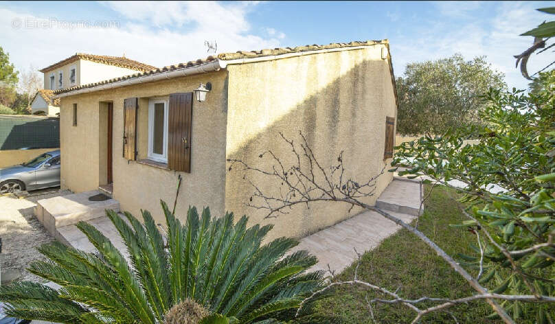 Maison à LAVERUNE