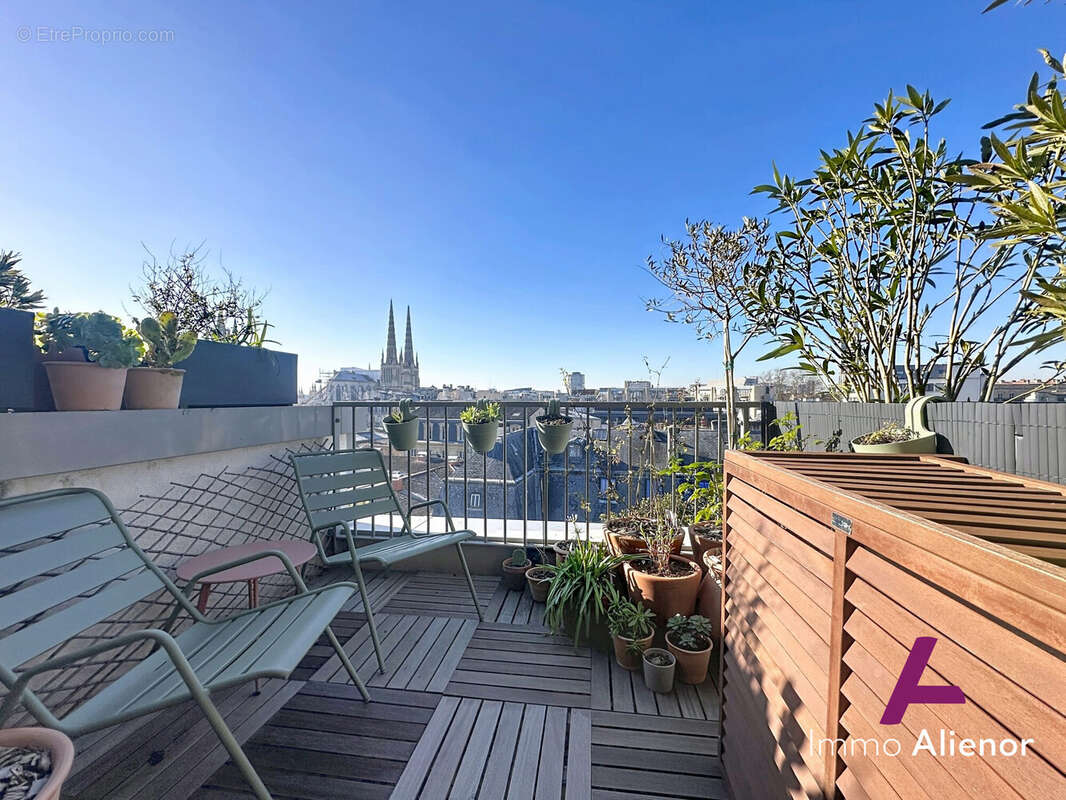 Appartement à BORDEAUX