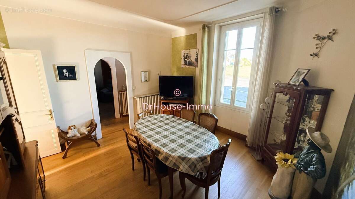Maison 146 m² à Niort  - photo 7