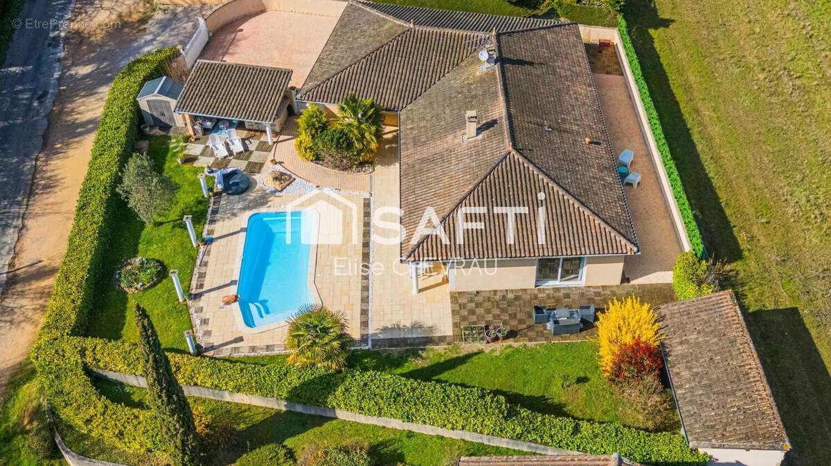 Photo 2 - Maison à CHARNAY-LES-MACON