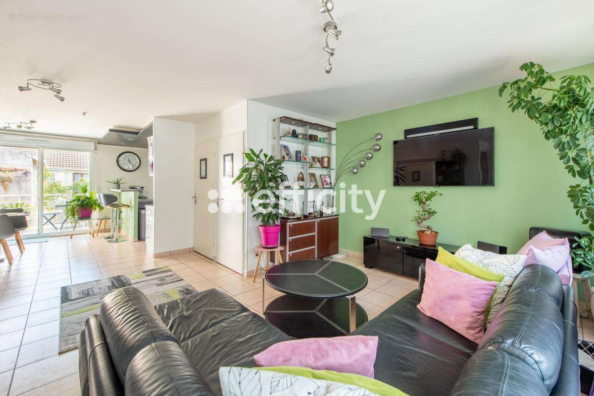 Maison à GENNEVILLIERS