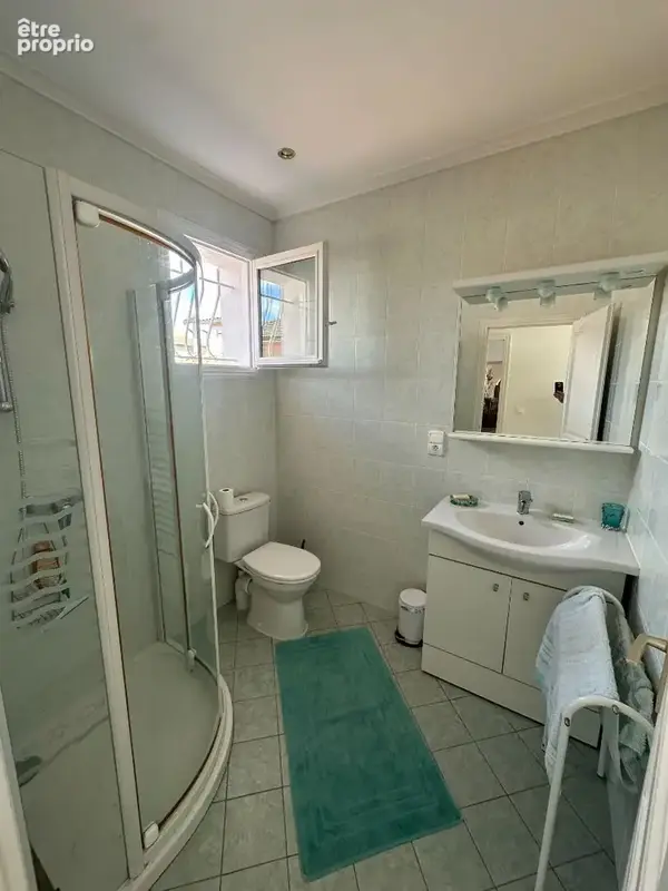 Grézieu-la-varenne - 142 m² - 3/4 chambres -terrain 1 500 m²  - tout à pied - photo 6