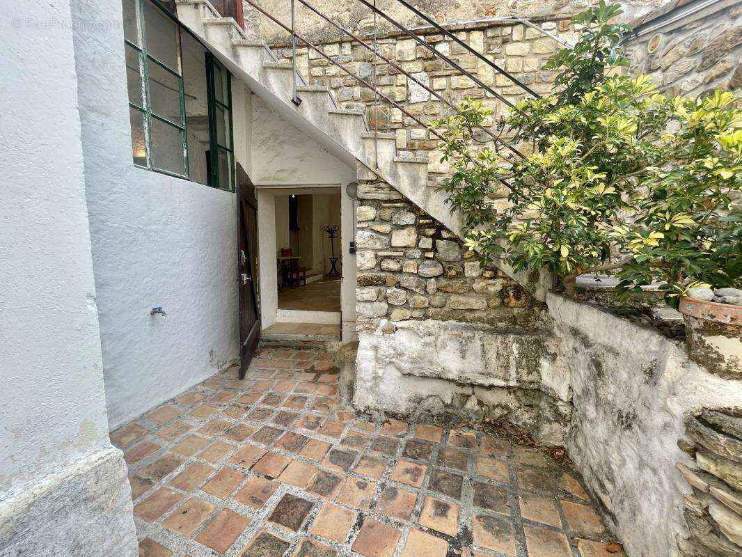 Appartement à ROQUEBRUNE-CAP-MARTIN