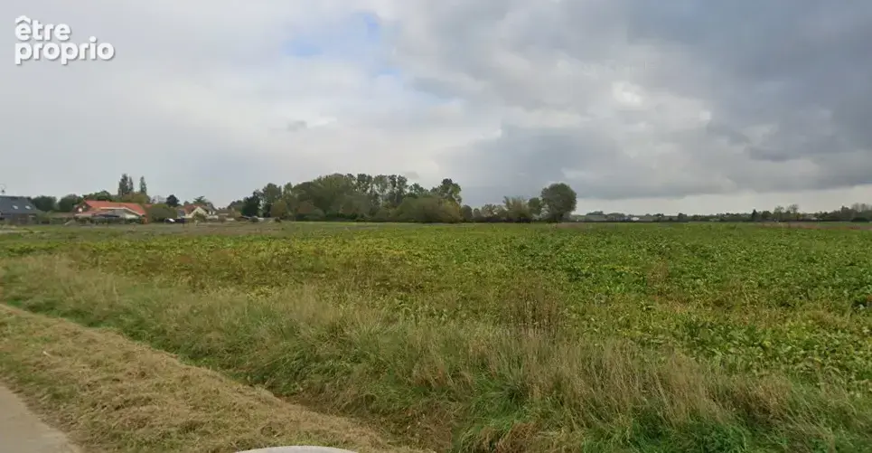 Terrain 560 m² · à Eringhem · 560 m² · 90 000 €