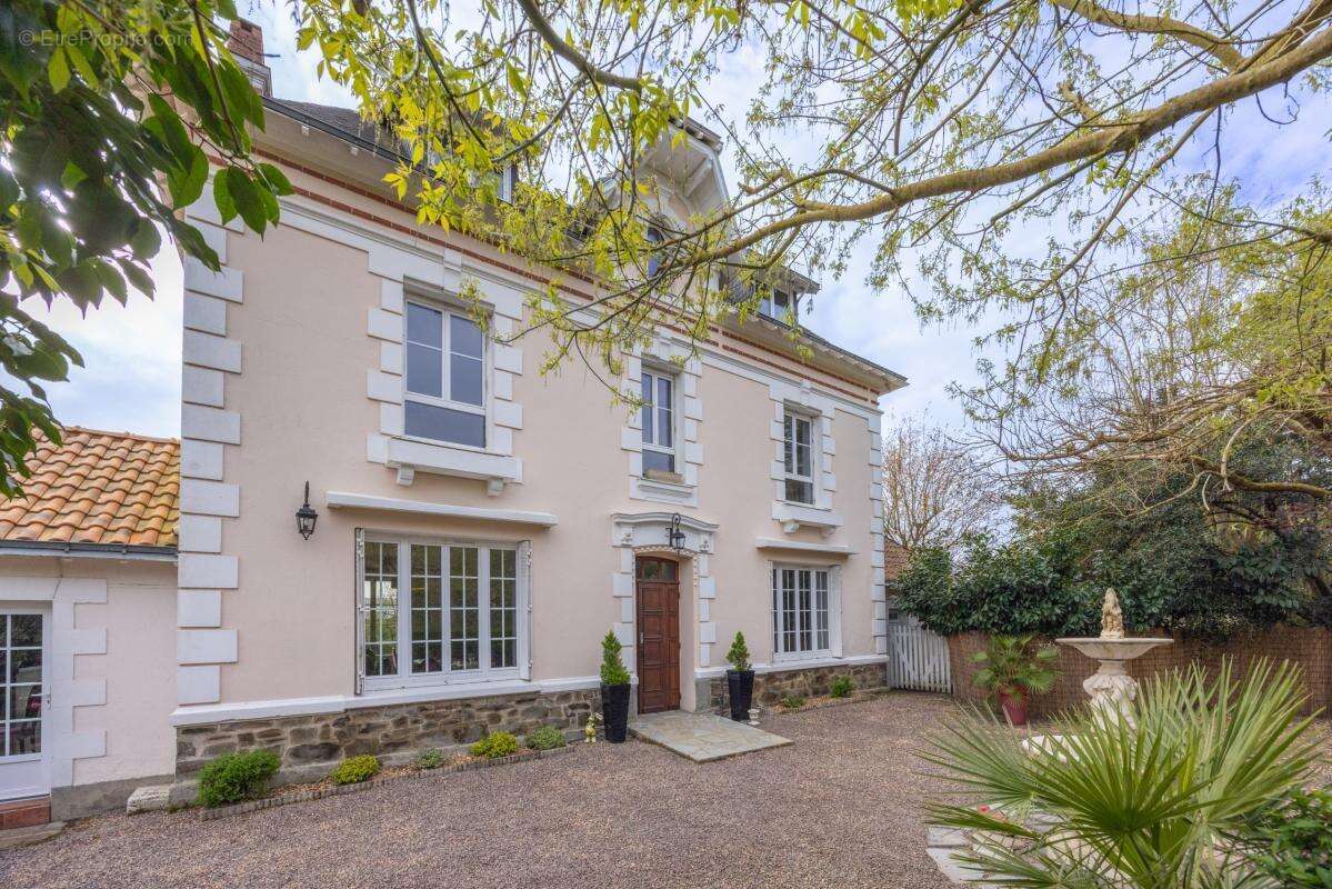 Maison à BASSE-GOULAINE