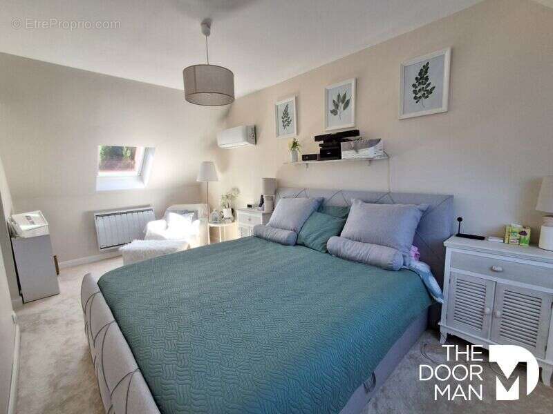 Maison à LE PERRAY-EN-YVELINES