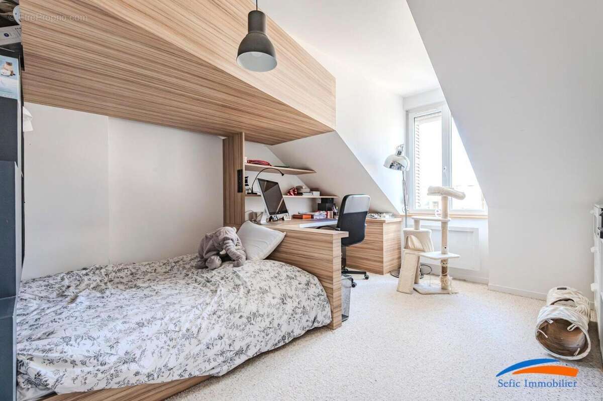 Appartement 117 m² à Reims  - photo 11