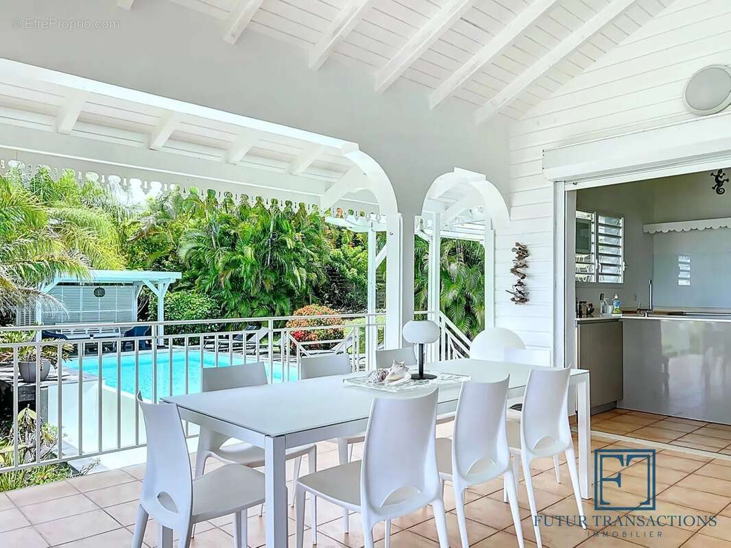 Maison à SAINTE-ANNE