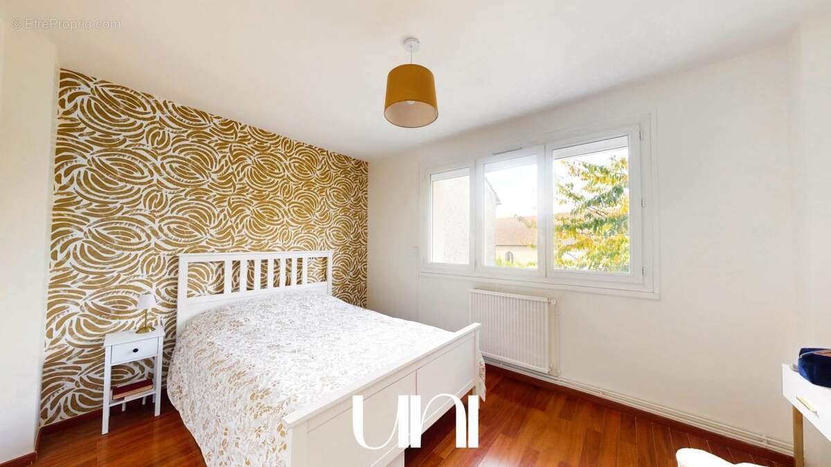 Maison à SAINT-PIERRE-SUR-DIVES