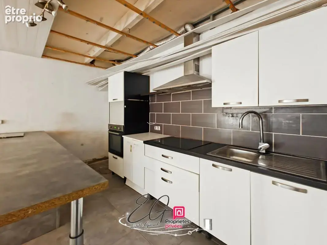 Maison Caunes Minervois, 3 chambres, terrasse de toit, grenier aménageable - photo 2