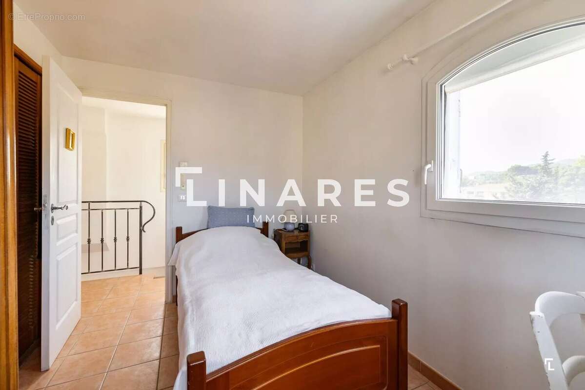 Appartement à MARSEILLE-11E