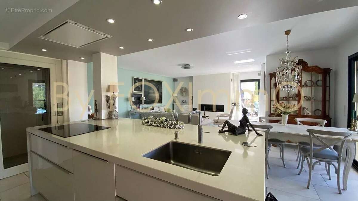 Appartement à CAGNES-SUR-MER