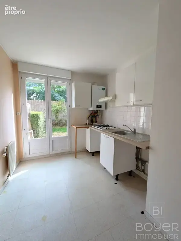 VITRE - Appartement T3 terrasse et garage - photo 9