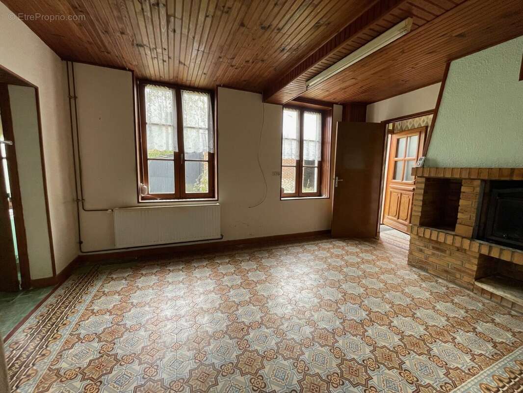 Maison à WASSIGNY