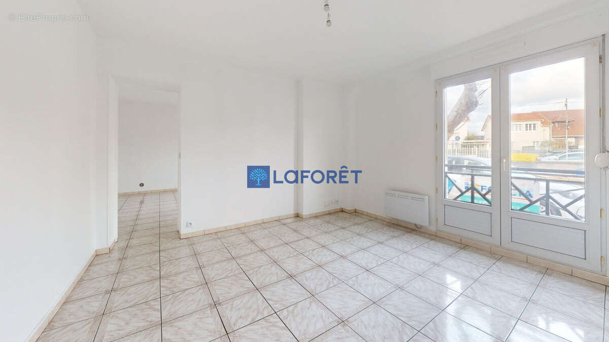 Appartement à SAVIGNY-SUR-ORGE
